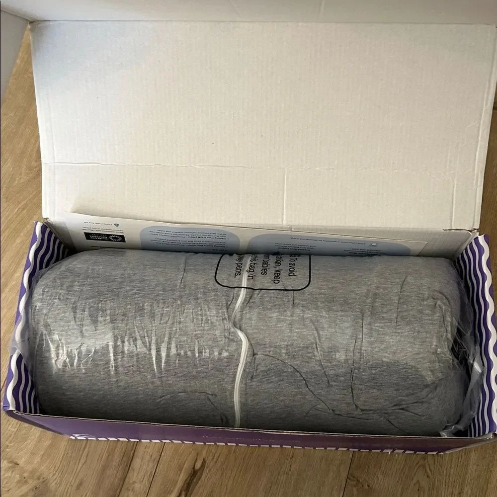 Cushion Lab new open